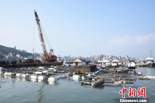 昆明福建环保部门：泉港海域碳九泄露已采取环境应急处置