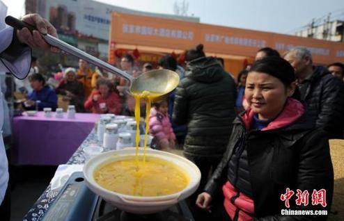 昆明食药监总局：元旦春节期间严防不合格食品流向餐桌